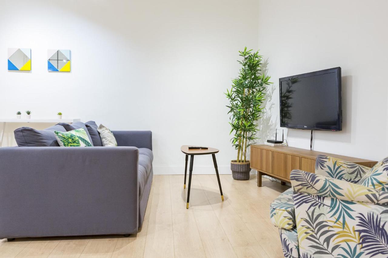 -malagasunapts-central&cozy 3bds Free Parking Apartment Malaga
